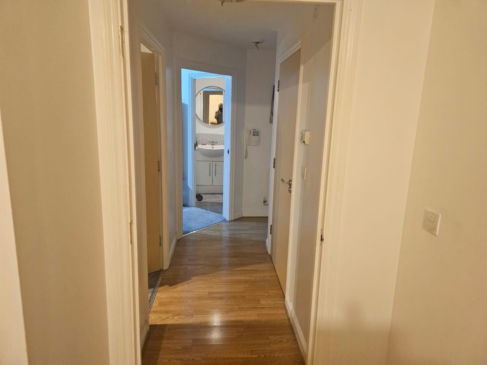 Apartment Big Double With Bathroom In 2 Bedroom Flat Kitchen Is Shared Harrow on the Hill